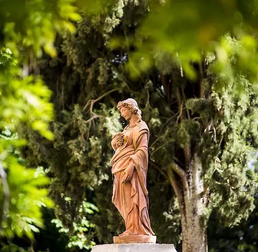 Loggio Winery And Boutique