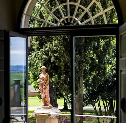 Loggio Winery And Boutique Cortona